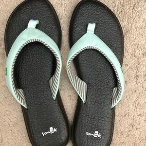 Sanuk flip flops